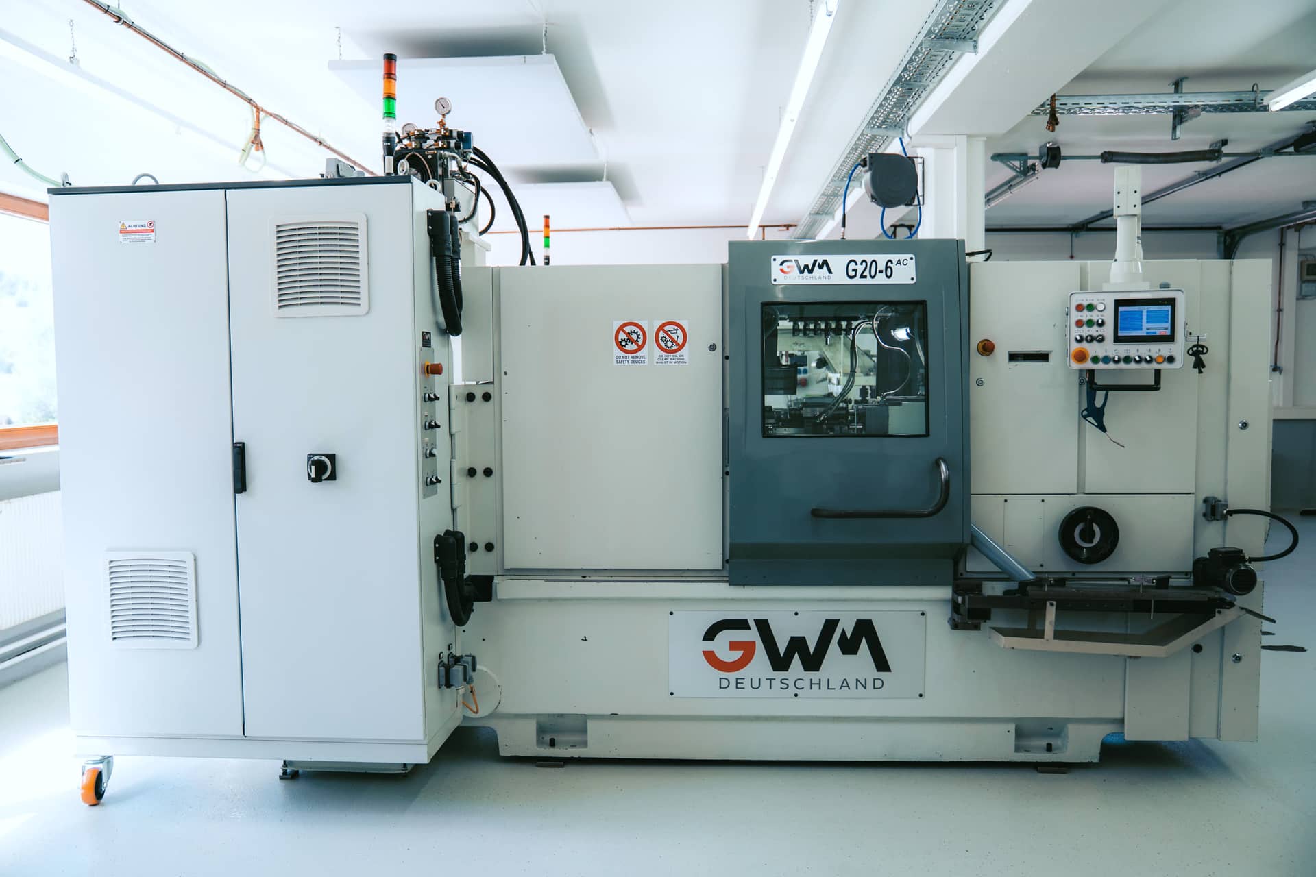 Mehrspindeldrehautomat GWM in der Halle